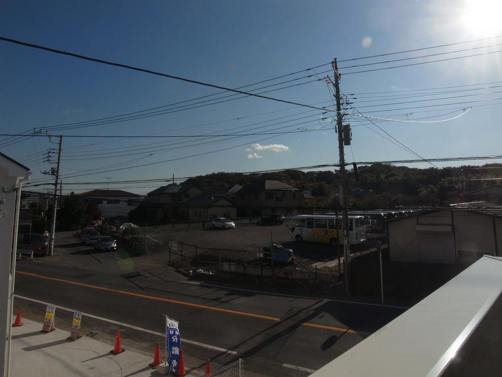 View photos from the dwelling unit. View from the site (November 2013) Shooting