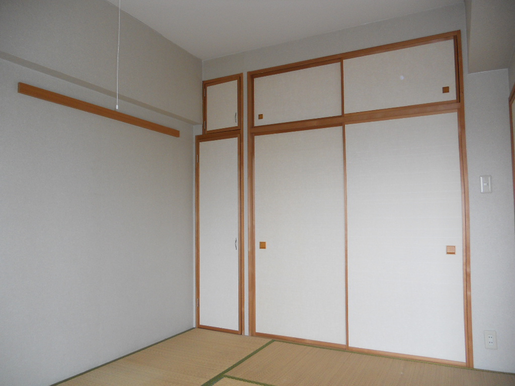 Receipt. Japanese-style storage