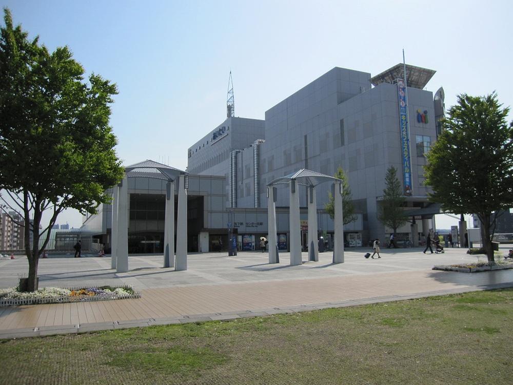 station. 1040m Municipal Subway Blue Line to the center Gare du Nord ・ Terminal station to represent the Kohoku New Town