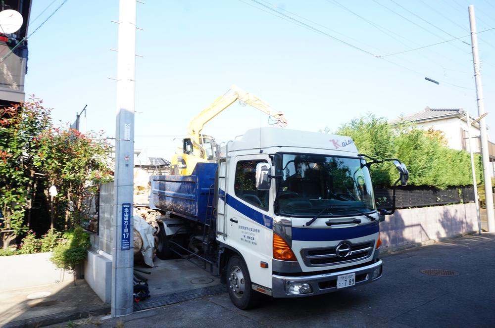 Local photos, including front road