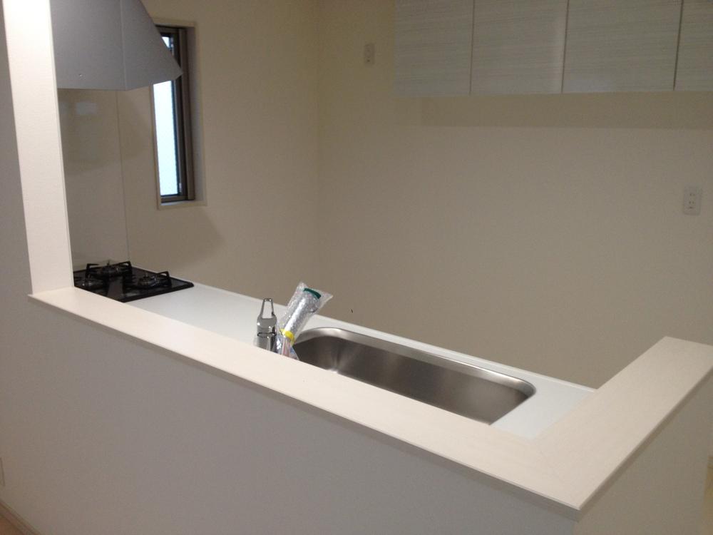 Same specifications photo (kitchen)