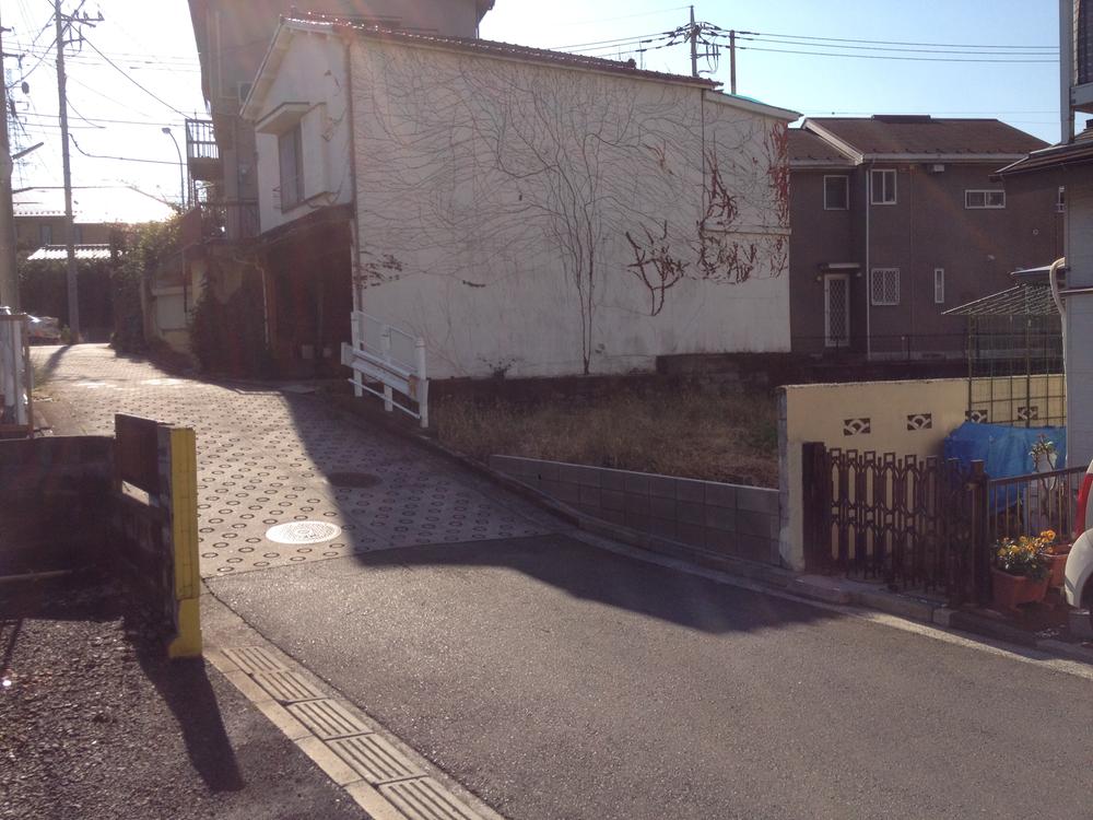 Local appearance photo. Local (11 May 2013) Shooting