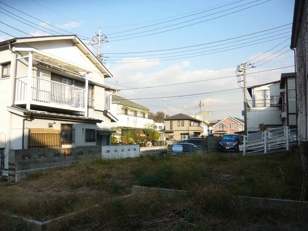 Local appearance photo. Local (11 May 2013) Shooting