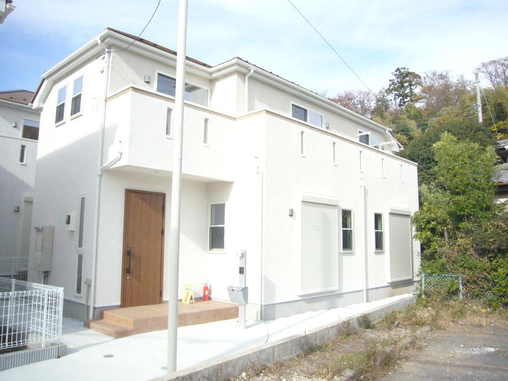 Local appearance photo. E Building Local (November 28, 2013) Shooting