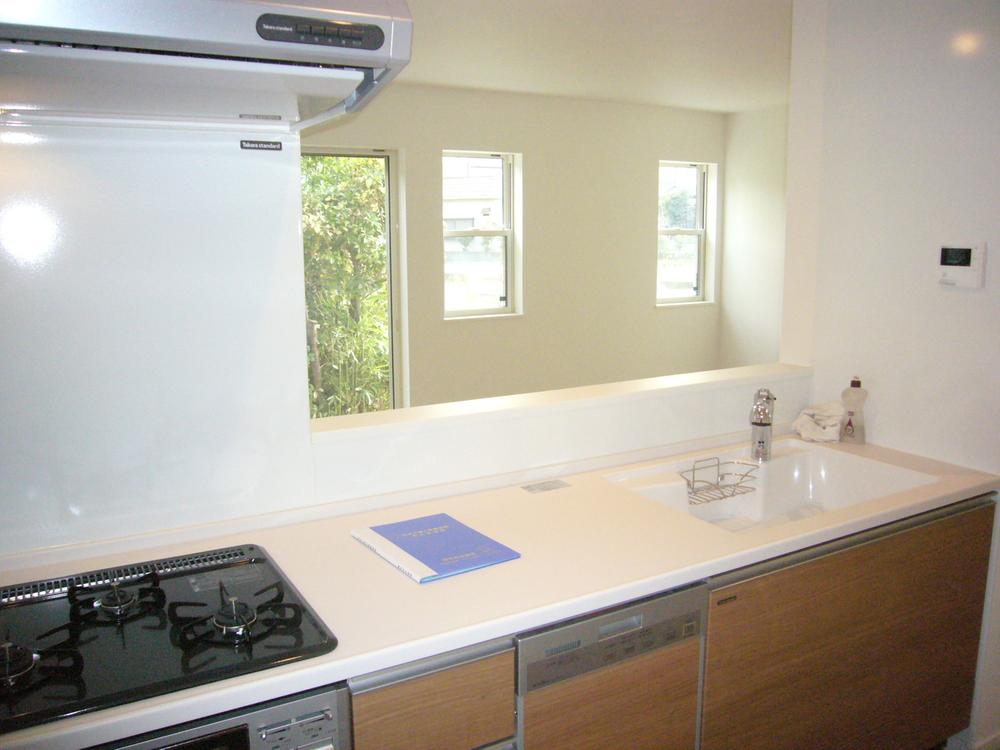 Kitchen. E Building Indoor (November 28, 2013) Shooting