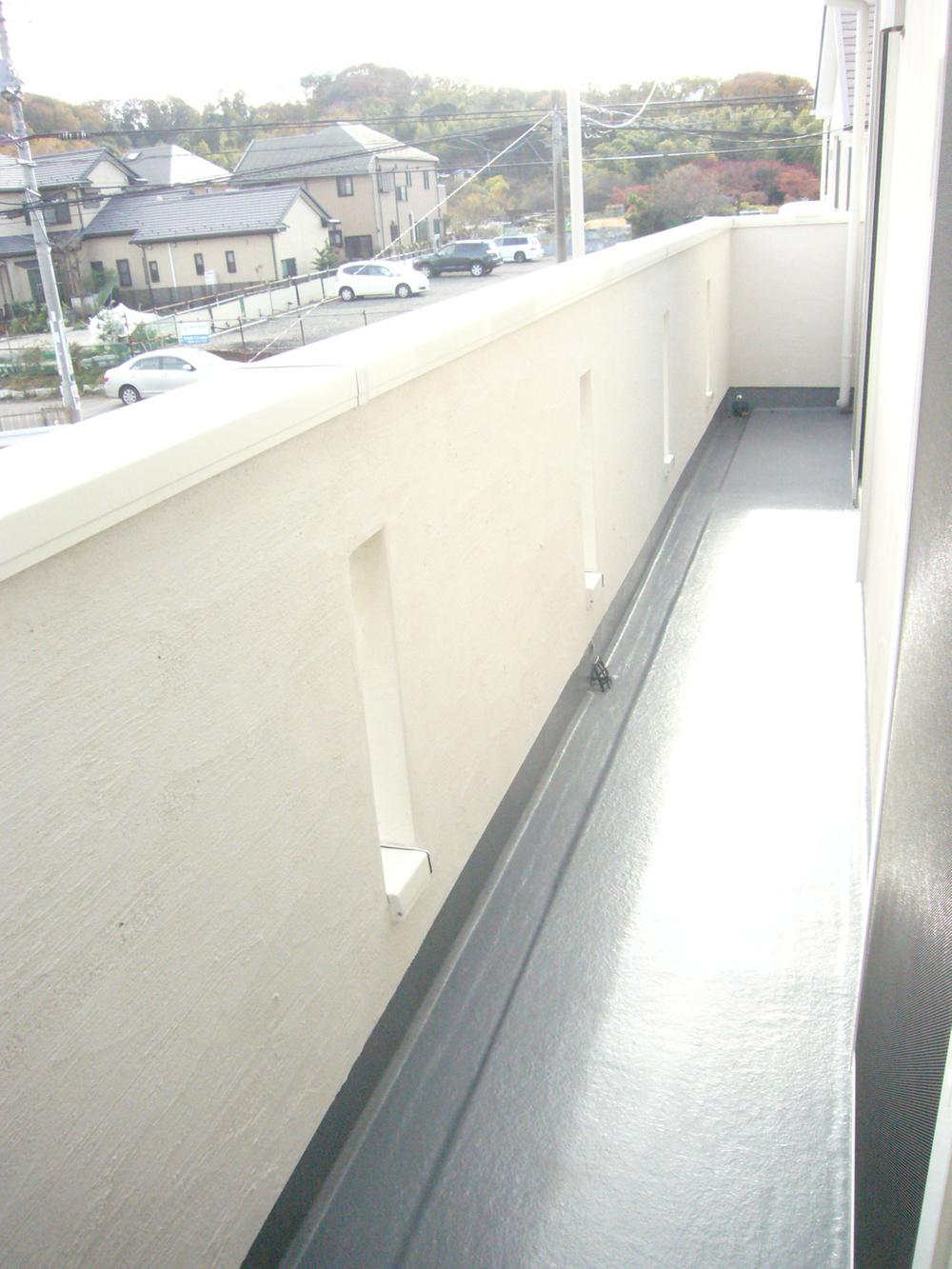 Balcony. E Building Local (November 28, 2013) Shooting