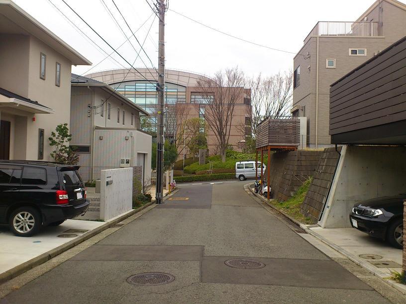 Local photos, including front road. Local (April 2013) Shooting