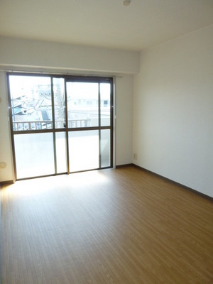 Living and room. ※ The photograph is an image.