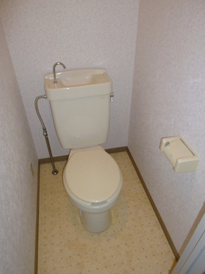 Toilet. ※ The photograph is an image.