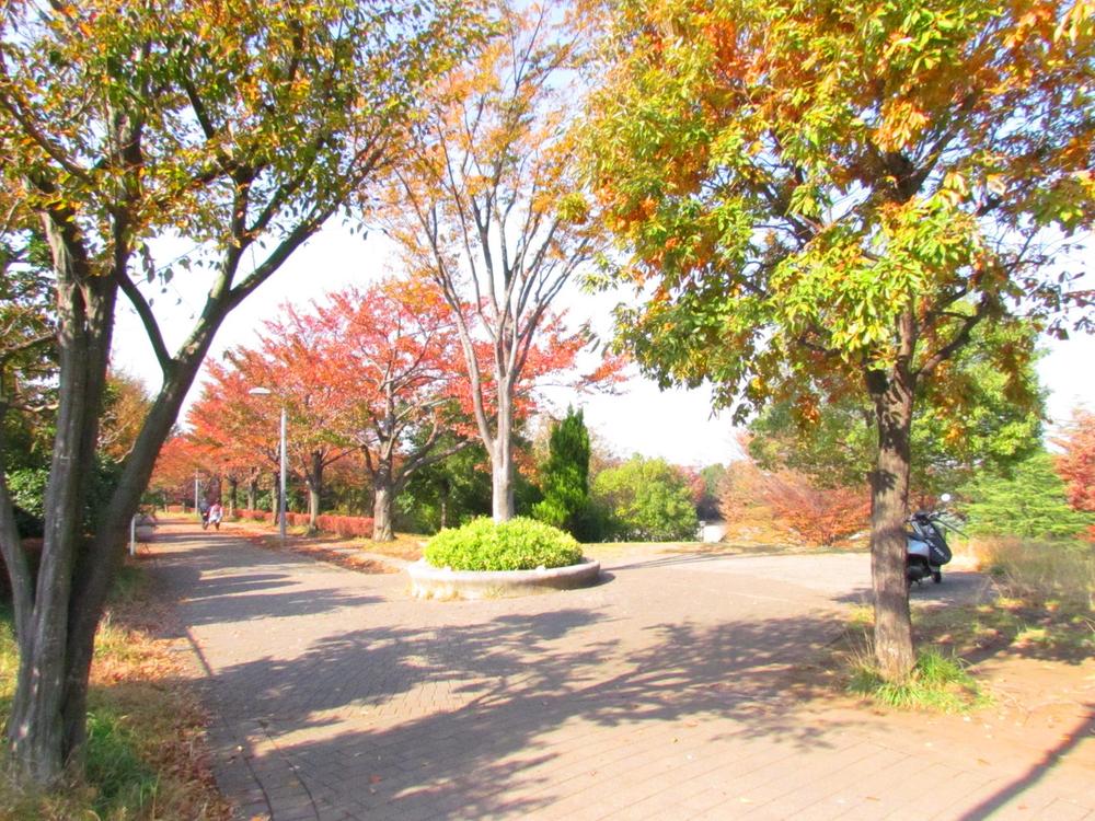 park. 560m until Higashiyamata park