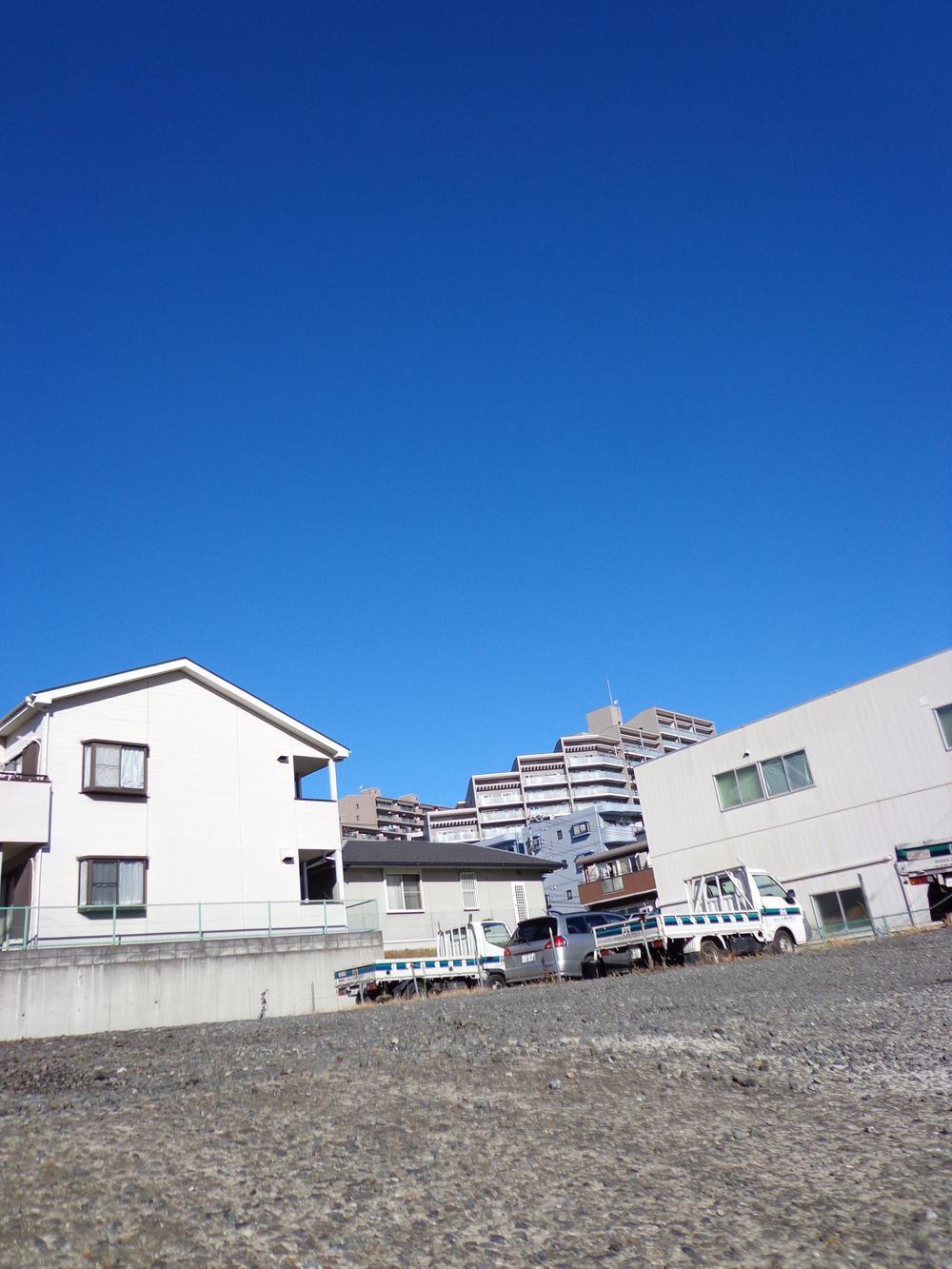 Local land photo. Site area 32 square meters ultra all three compartments road and flat, This book contains a quiet residential area majestically announcement from the street. Local (12 May 2013) Shooting