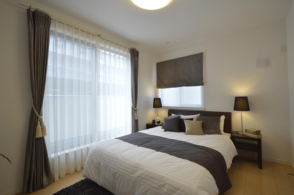 Other. Same specifications Master bedroom