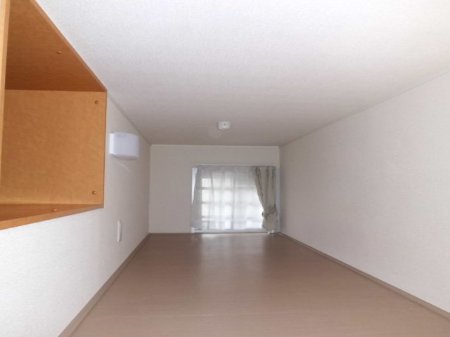 Other room space. Loft space