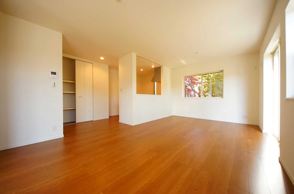 Living. Indoor (12 May 2013) Shooting, Is LDK16.5 Pledge of face-to-face kitchen.