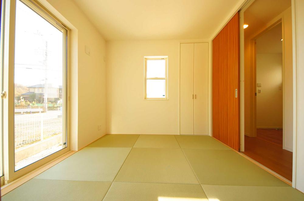 Non-living room. Indoor (12 May 2013) Shooting, The first floor Japanese-style room of relaxation of space.