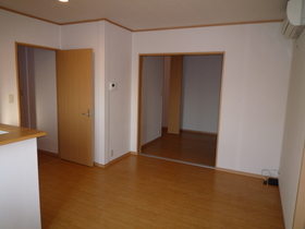 Living and room. Please leave also arrange Internet.