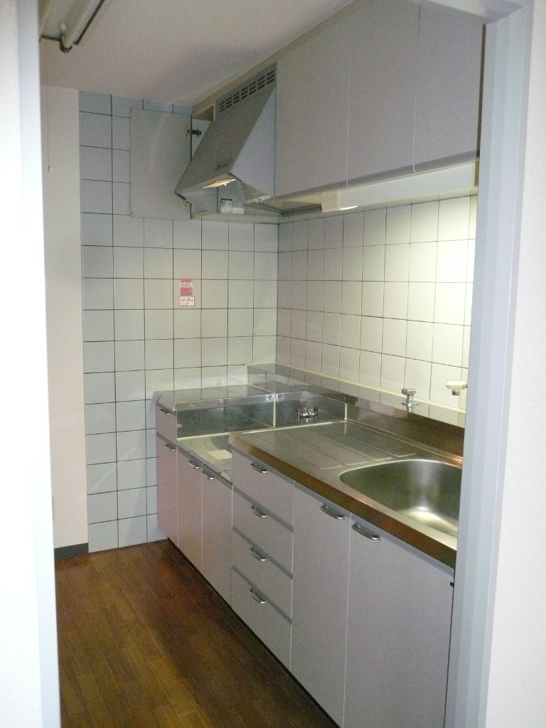 Kitchen. kitchen Will be inverted type of photo.