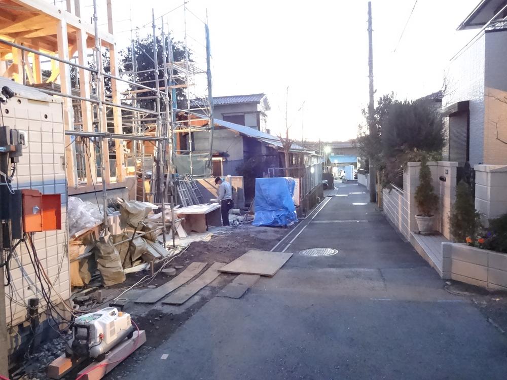 Local photos, including front road. Local (12 May 2013) Shooting