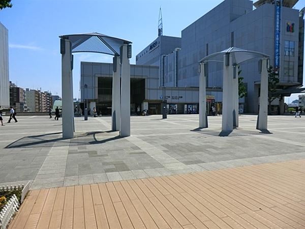 Other Environmental Photo. 927m to the Blue Line Center Gare du Nord