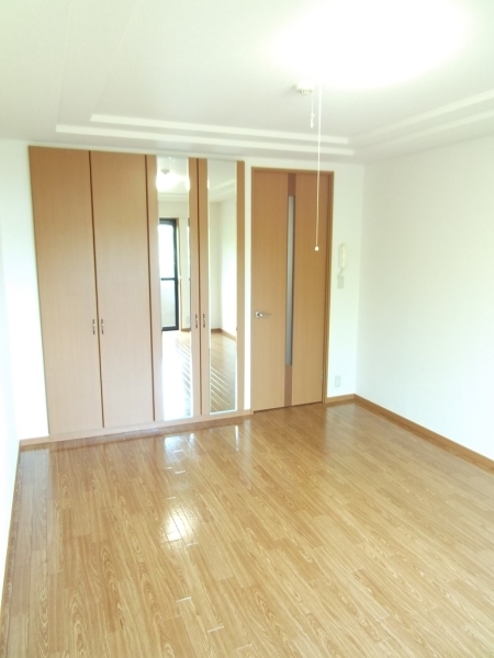 Living and room. The living room is a picture