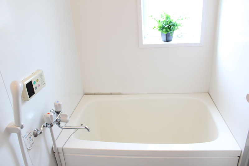 Bath. There is a window, You can sufficiently ventilation