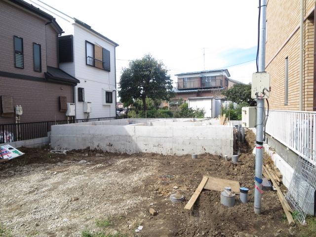 Local appearance photo. Local (10 May 2013) Shooting