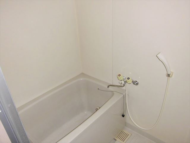 Bath. Add cooked baths