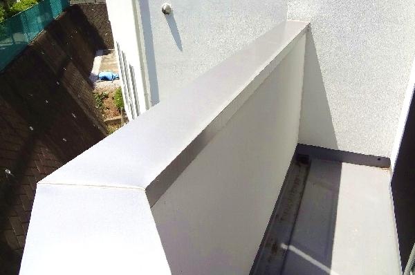 Balcony. The third floor is a balcony.