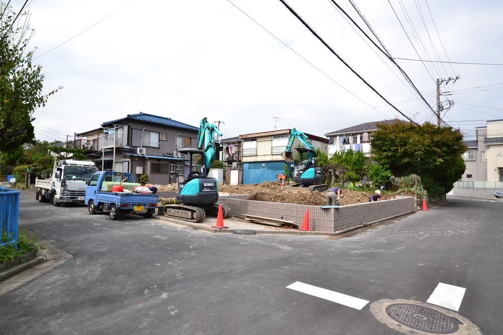 Local photos, including front road. Exterior construction in, We go into the future foundation work. Finished I look forward to.