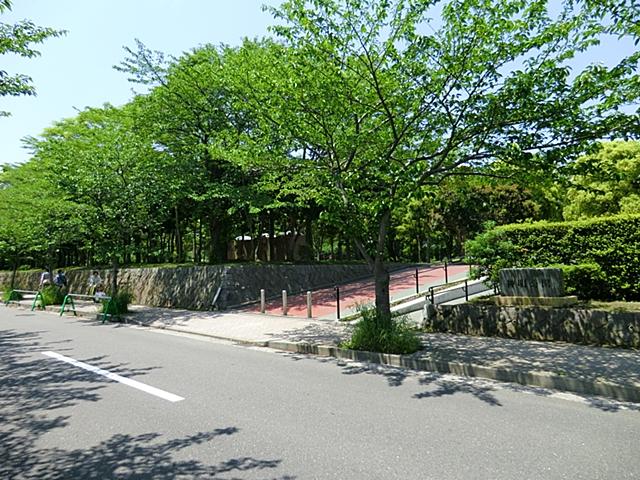 park. 1240m to Shinmei park