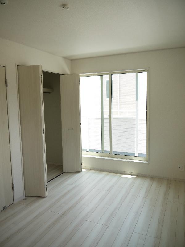 Same specifications photos (living). Living example of construction