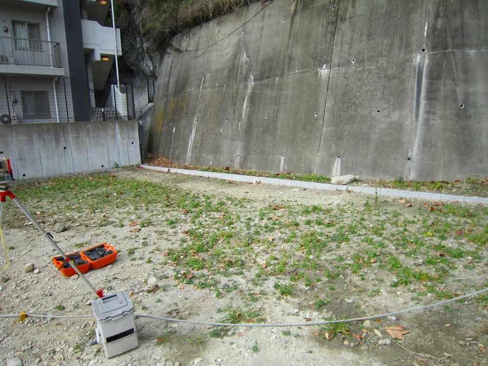 Local appearance photo. Local (12 May 2013) Shooting