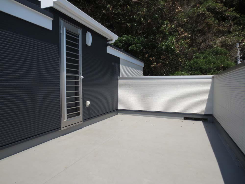 Balcony. Local (March 2013) Shooting