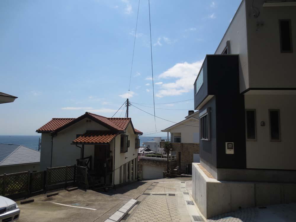 Local photos, including front road. Local (March 2013) Shooting