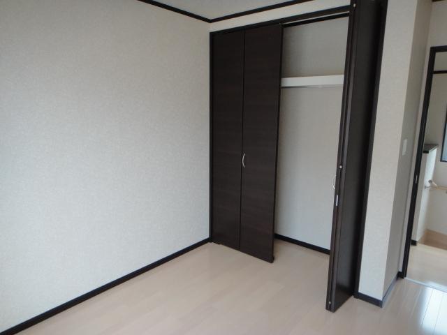 Non-living room. Second floor bedroom. There closet.