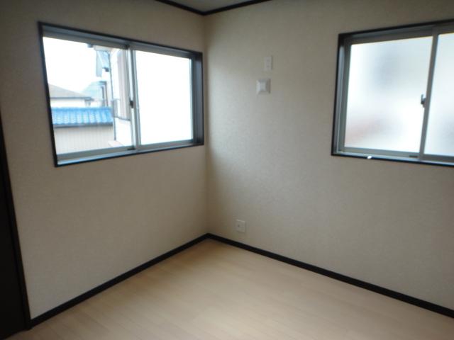 Non-living room. Second floor bedroom. Also closet.