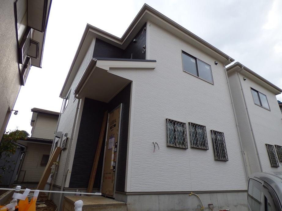 Local appearance photo. Local (12 May 2013) Shooting