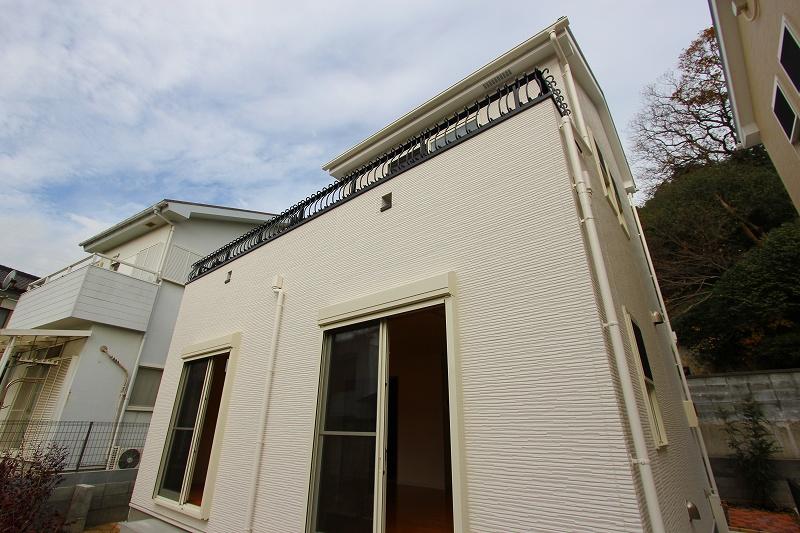 Local appearance photo. Local (12 May 2013) Shooting