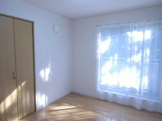 Non-living room. Furnished model house