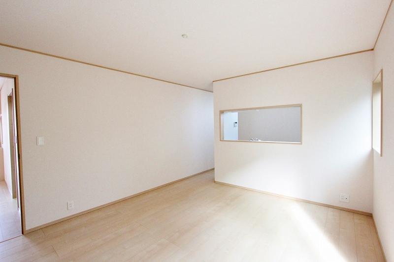 Living. Indoor (12 May 2013) Shooting