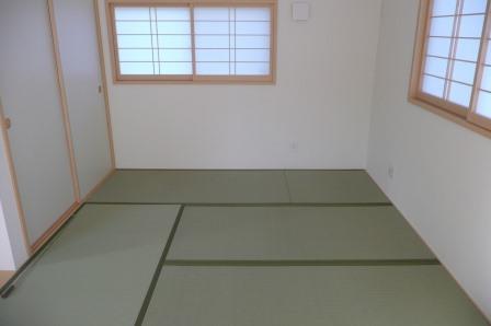 Non-living room. Indoor (12 May 2013) Shooting