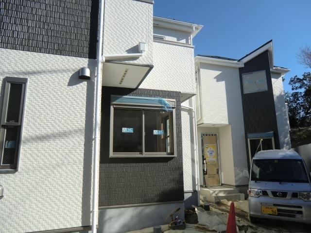 Local appearance photo. Back is the E Building!