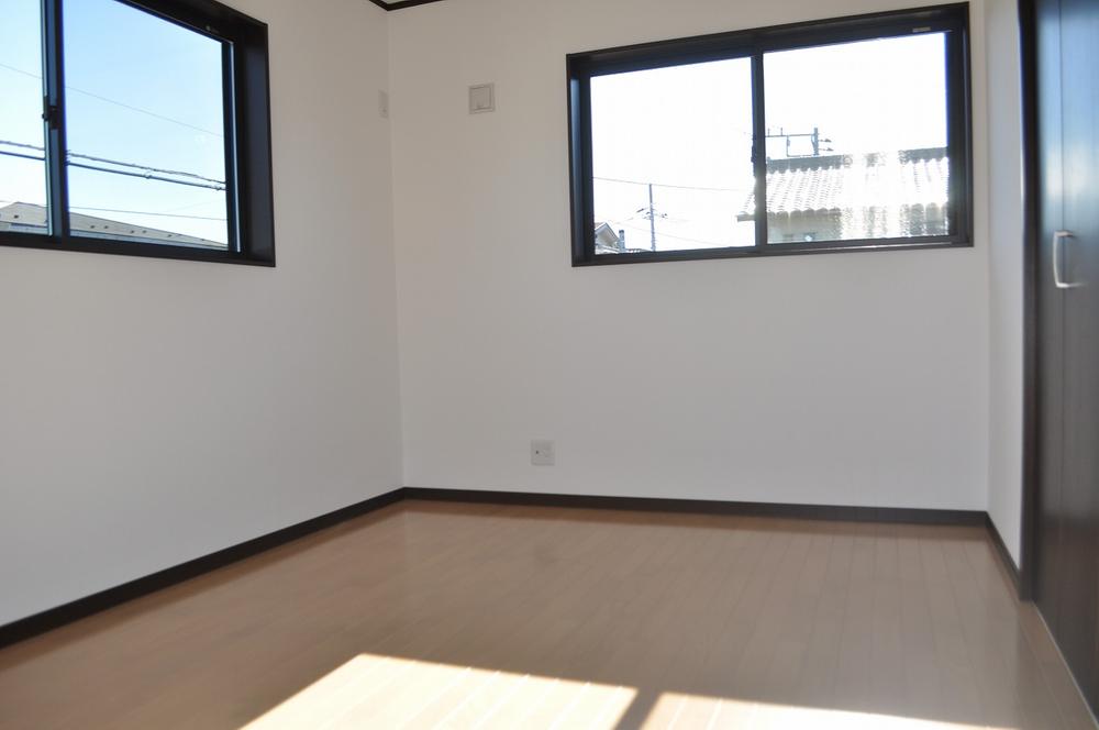 Non-living room. Already Cleaning