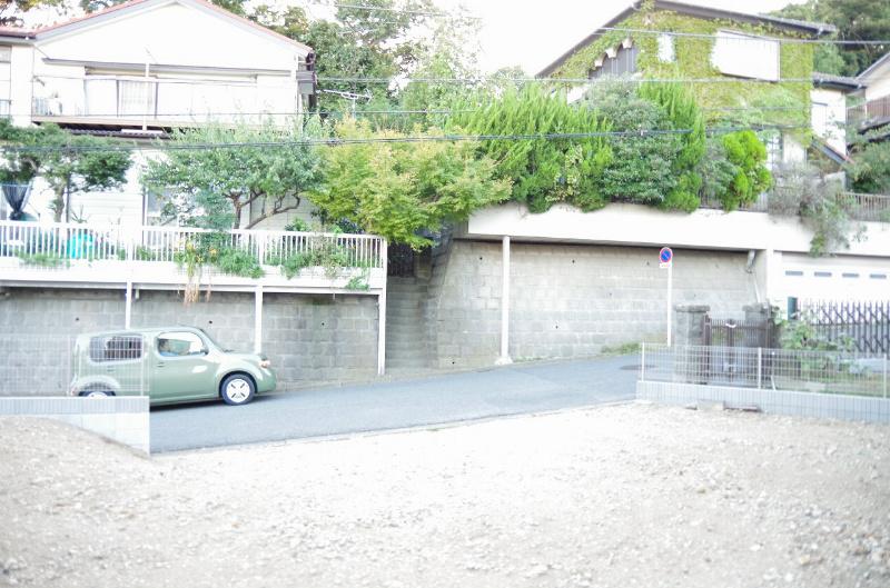 Local appearance photo. Car space 2 cars!