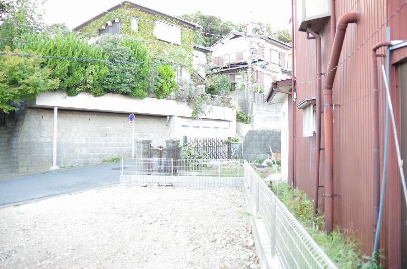 Local appearance photo. I'm happy starts after contract!