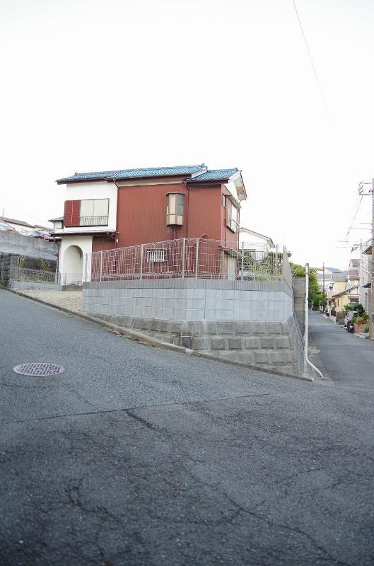 Local appearance photo. Site about 35 square meters