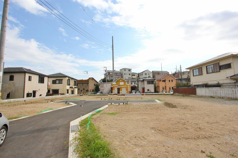 Local appearance photo. Local (10 May 2013) Shooting