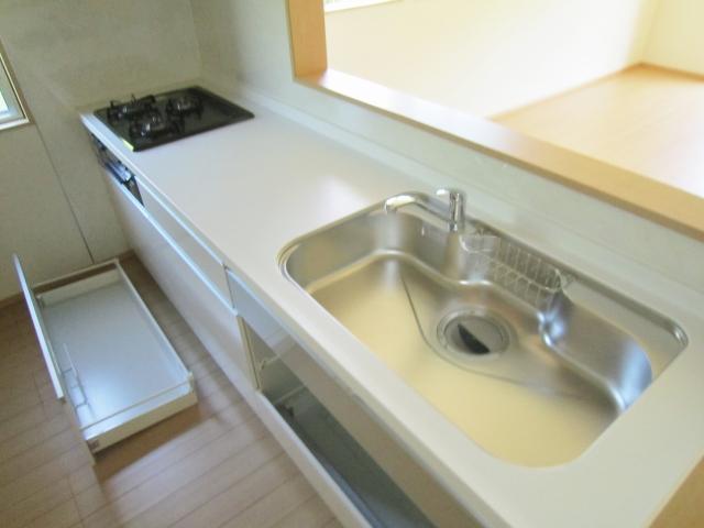 Same specifications photo (kitchen)