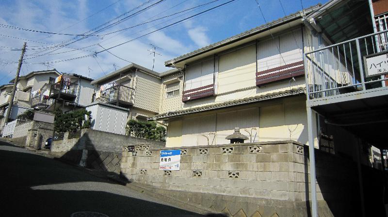 Local land photo. From the southeast side