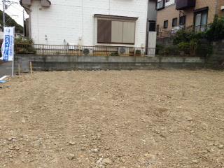 Local land photo. Vacant lot for immediate construction possible